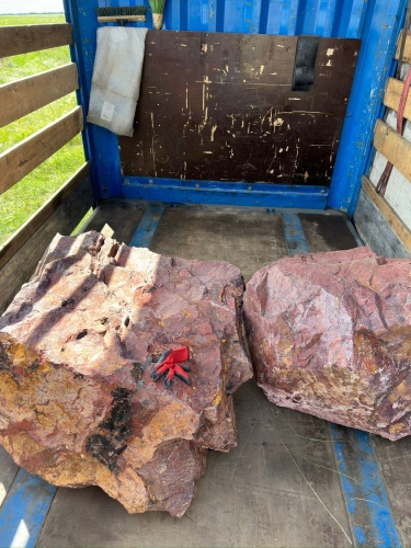 Ландшафтные глыбы красно-фиолетовые 200-1000 килограмм купить в Республике Коми