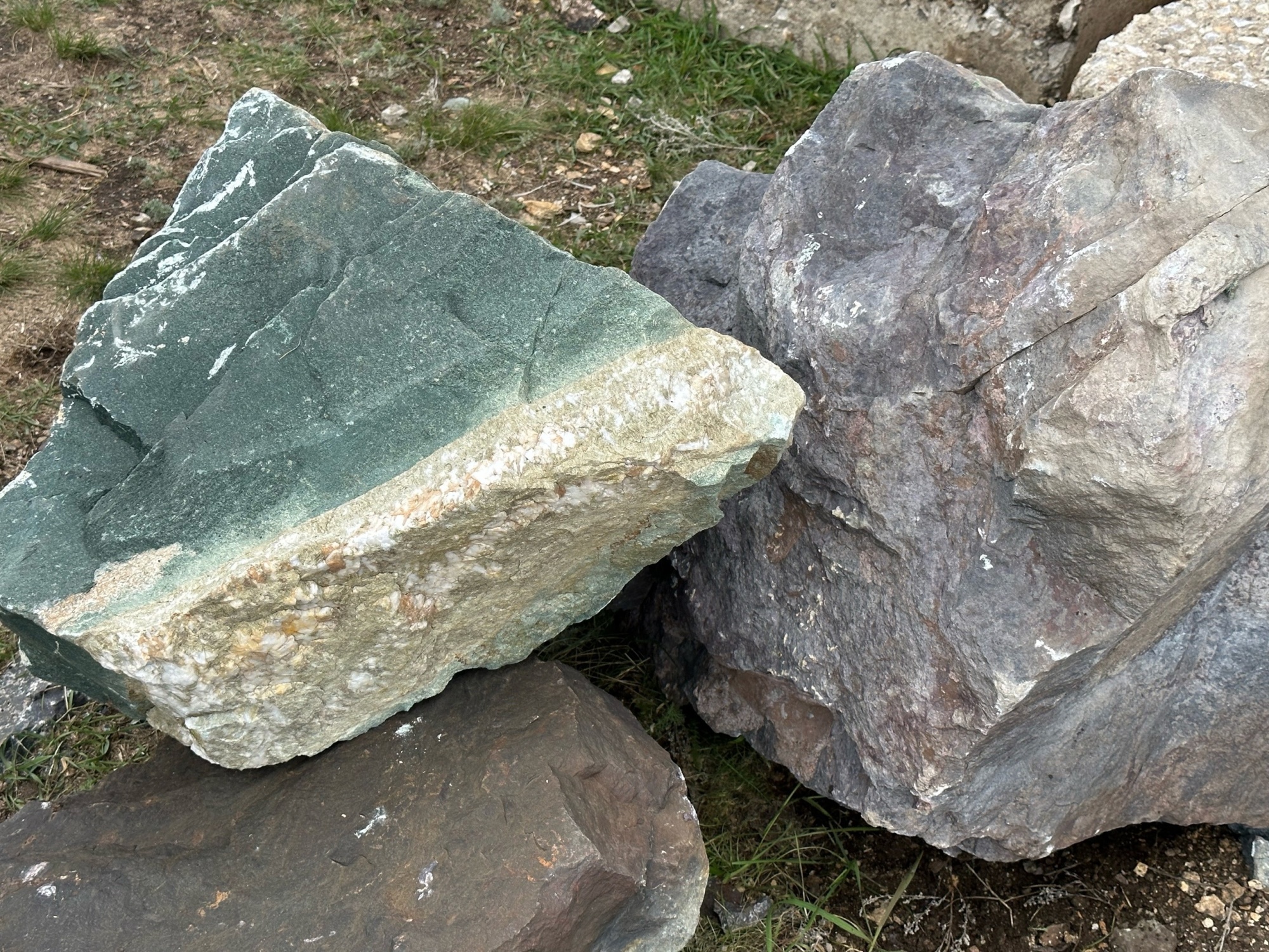 Камни для ландшафтного дизайна зелёные 10-60 килограмм купить в Республике Коми