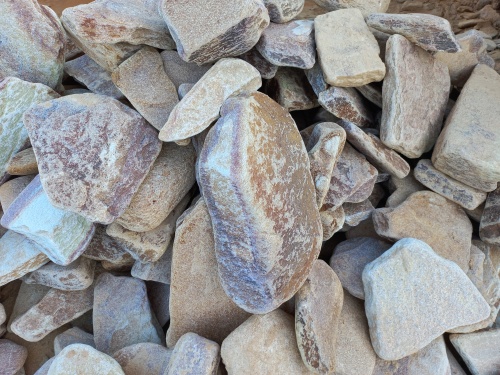 Златолит жёлтый, жёлто-зелёный глыбки и валуны для ланшафтного дизайна купить в Республике Коми