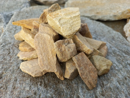 Златолит жёлтый декоративная каменная крошка купить в Республике Коми