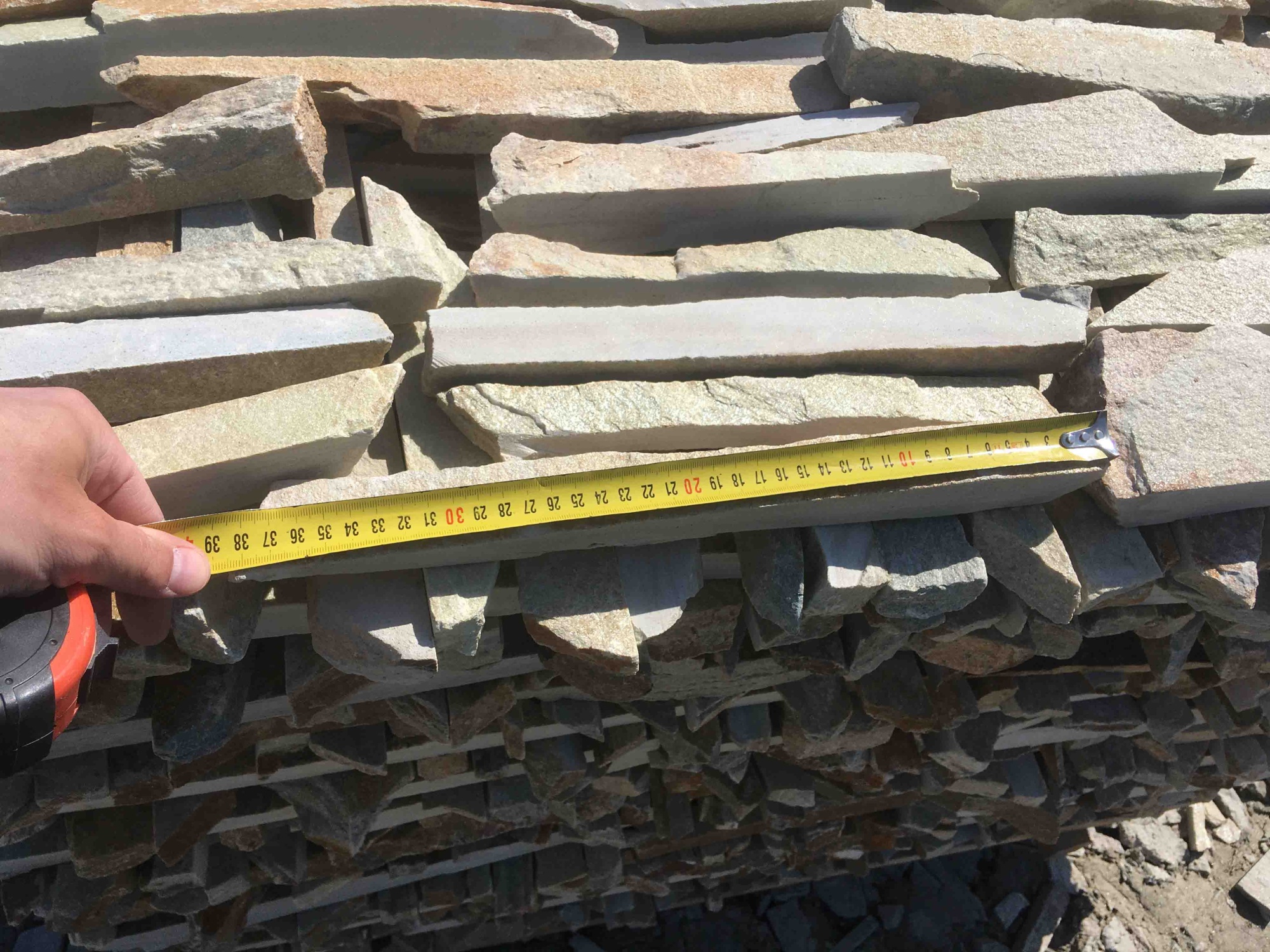 Горбушка златолит золотистый для облицовки купить в Республике Коми