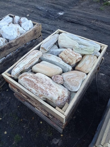 Златолит жёлтый, жёлто-зелёный глыбки и валуны для ланшафтного дизайна купить в Республике Коми